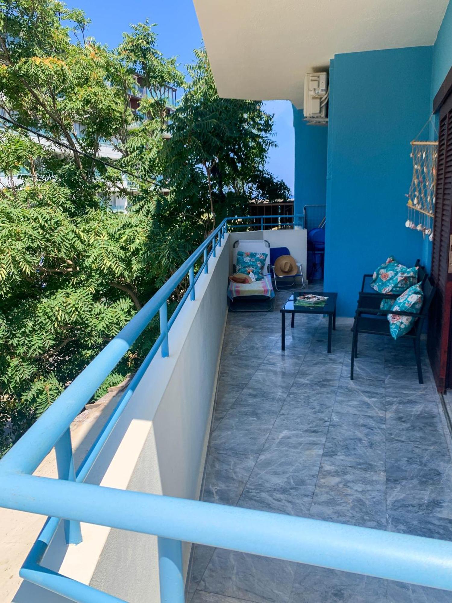 Stratos Seaside Corner Apartment Ретимно Екстериор снимка